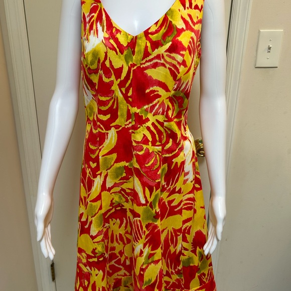 Ralph Lauren Sleeveless Flowered Midi Dress Size 10 - Picture 4 of 11